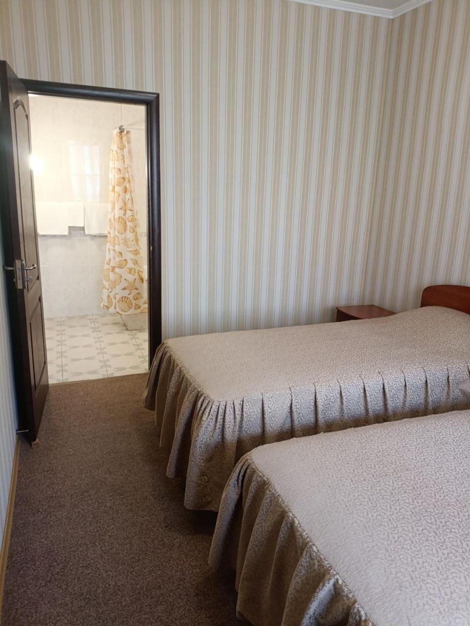 Kremin Hotel เครเมนชุก ภายนอก รูปภาพ