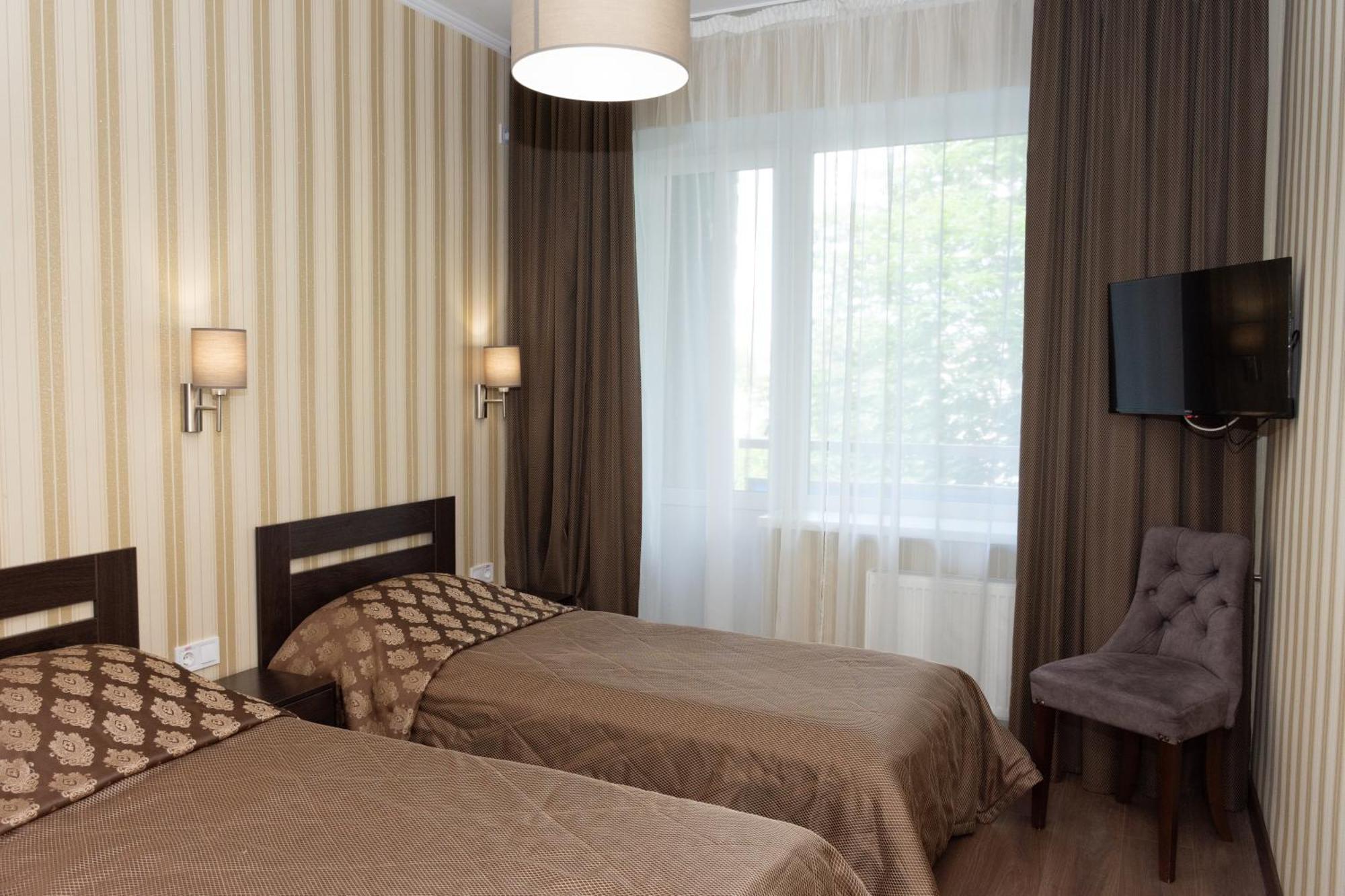 Kremin Hotel เครเมนชุก ภายนอก รูปภาพ
